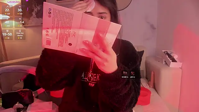 lara madisson online show from 09-21-25, 05:45