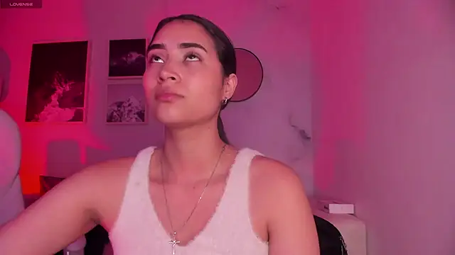 lara madisson online show from 10-01-25, 04:28