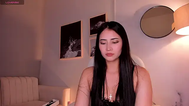 Snapshot of lara_madisson chatting on 06-04-26, 05:01 lara madisson online show from 06-04-26, 05:01