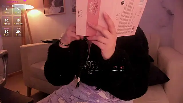 lara madisson online show from 09-22-25, 06:19