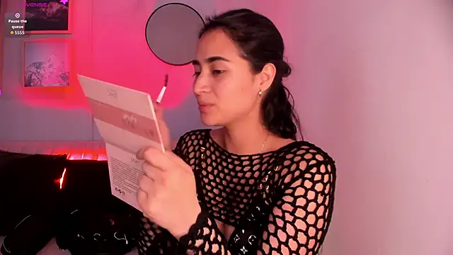 lara madisson online show from 11-04-25, 06:28