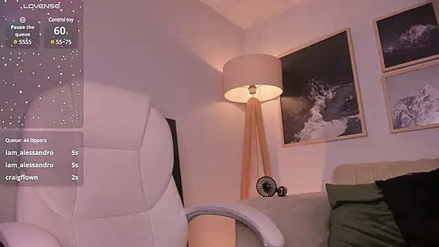 lara madisson online show from 03-09-25, 08:29