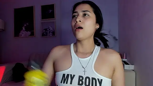 Snapshot of lara_madisson chatting on 02-23-26, 05:52 lara madisson online show from 02-23-26, 05:52