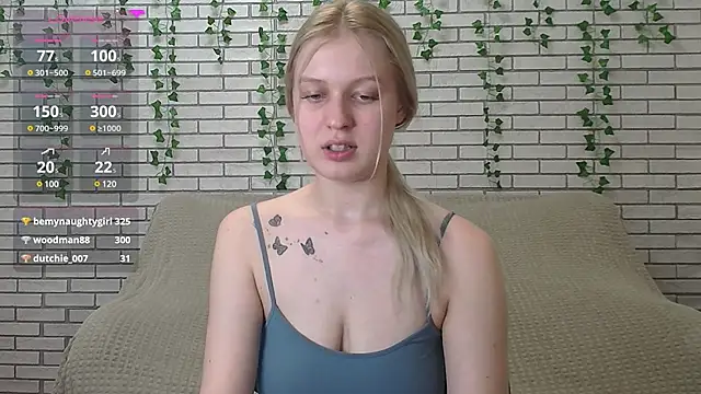 Snapshot of EmiliaDuchess chatting on 02-01-25, 03:50 EmiliaDuchess online show from 02-01-25, 03:50