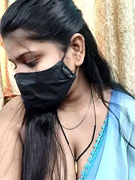 Hotty-simran online show from 12-19-25, 05:00