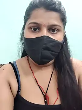 Snapshot of Hotty-simran chatting on 09-29-25, 05:14 Hotty-simran online show from 09-29-25, 05:14
