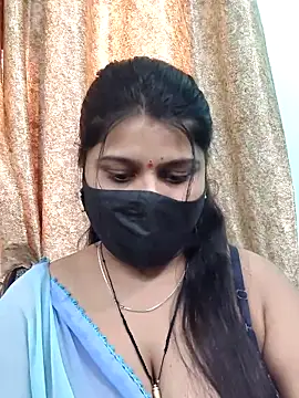 Hotty-simran online show from 11-20-25, 04:24