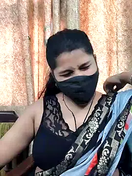 Hotty-simran online show from 10-31-25, 04:42