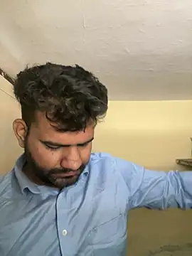 Snapshot of hairyboy69 chatting on 02-27-25, 06:02 hairyboy69 online show from 02-27-25, 06:02