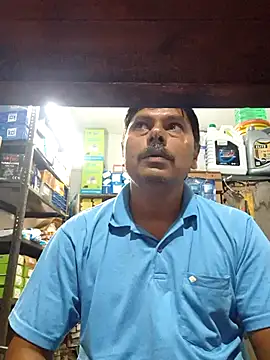 Snapshot of Srmotrs chatting on 07-22-26, 02:41 Srmotrs online show from 07-22-26, 02:41