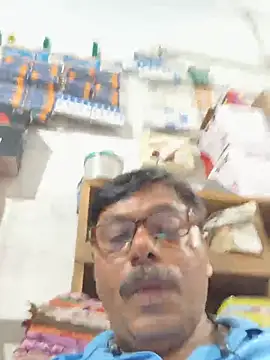 Snapshot of Srmotrs chatting on 07-12-26, 04:41 Srmotrs online show from 07-12-26, 04:41