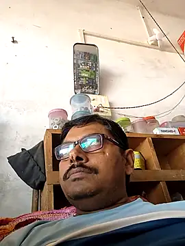 Srmotrs online show from 10-18-25, 05:42