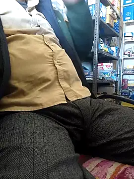 Srmotrs online show from 12-20-25, 06:05