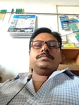 Snapshot of Srmotrs chatting on 05-04-26, 12:08 Srmotrs online show from 05-04-26, 12:08