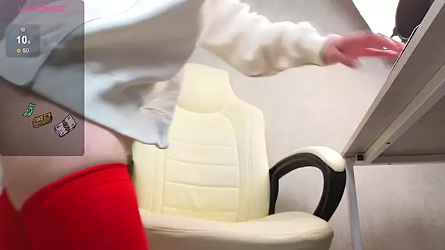 Marietta Castro online show from 12-29-24, 05:12