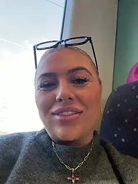 Arabellalee23 online show from 12-19-24, 10:45