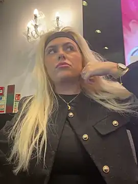 Arabellalee23 online show from 02-22-25, 07:25