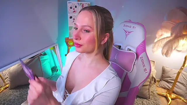 AnnLevine online show from 02-01-26, 01:42