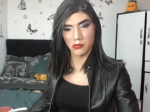 luna grans 777 online show from 07-24-26, 04:52