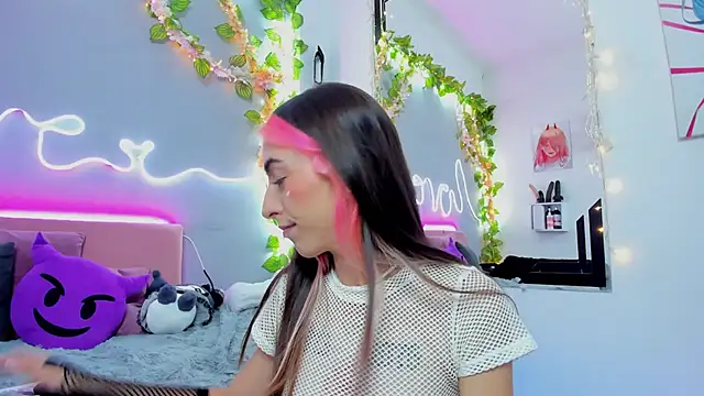 YouliteSllut2 online show from 01-12-25, 01:00