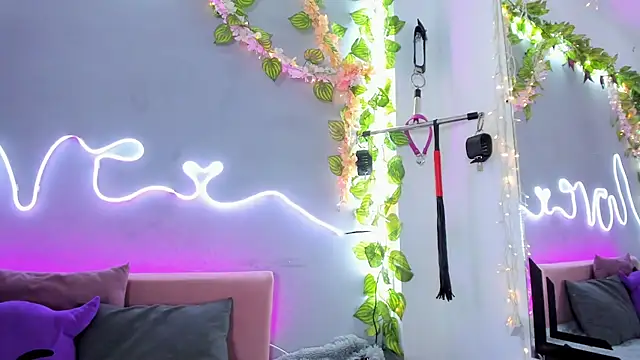 YouliteSllut2 online show from 02-10-25, 08:31