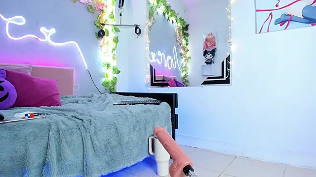 YouliteSllut2 online show from 03-22-25, 11:31