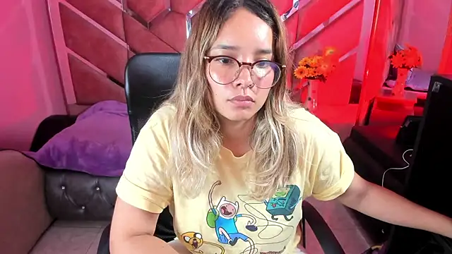 Olivia Fox69 online show from 09-20-25, 03:22