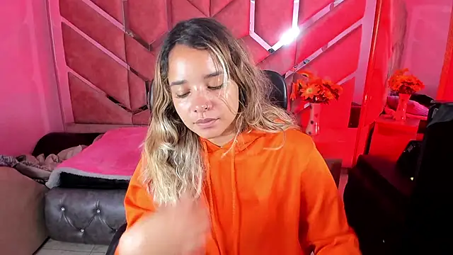 Olivia Fox69 online show from 09-29-25, 04:30