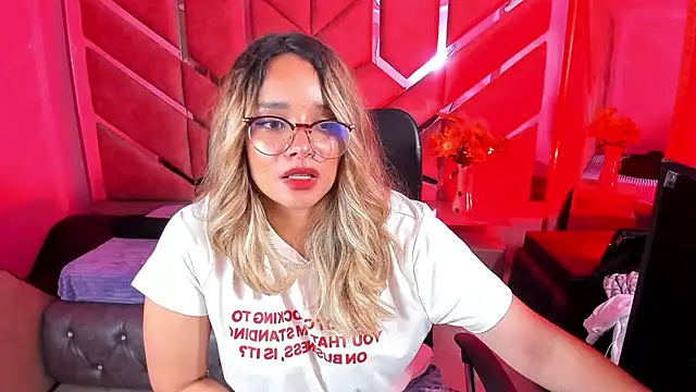 Olivia Fox69 online show from 10-17-25, 02:04