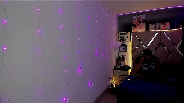 parejacaliente20154 online show from 02-16-26, 11:09