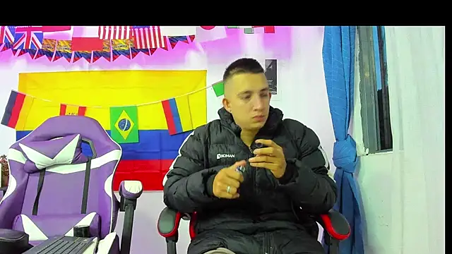 parejacaliente20154 online show from 07-10-26, 10:37