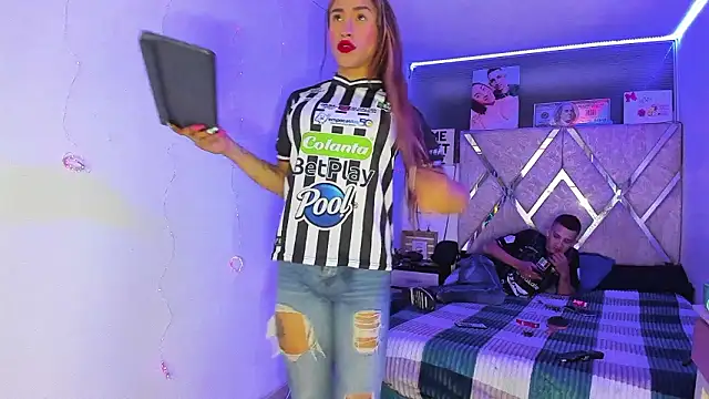 parejacaliente20154 online show from 02-28-26, 02:33