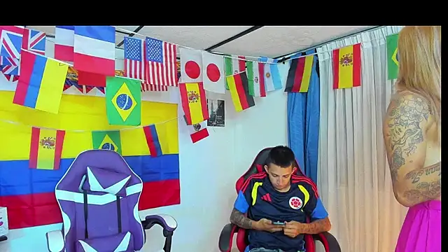 parejacaliente20154 online show from 07-01-26, 02:12
