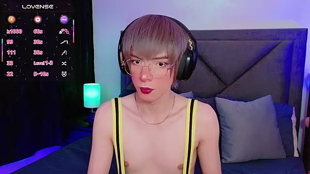 Snapshot of Sammy_Russell chatting on 01-18-26, 07:23 Sammy Russell online show from 01-18-26, 07:23