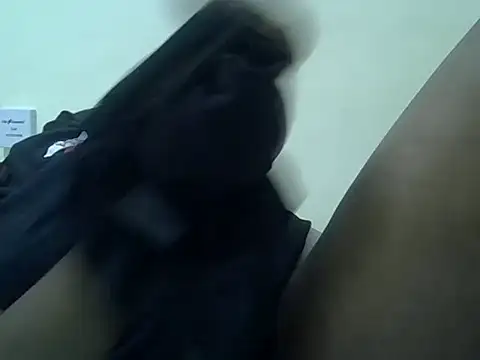 Snapshot of sweetangel41 chatting on 03-01-26, 01:33 sweetangel41 online show from 03-01-26, 01:33