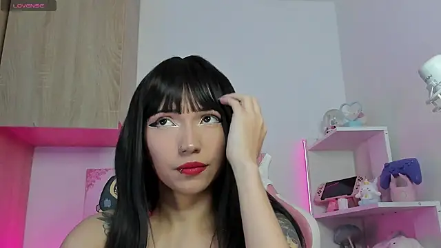 Artic love online show from 10-16-25, 12:41