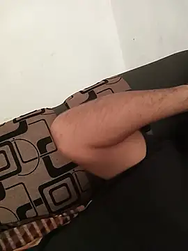 Snapshot of ixam92 chatting on 05-26-26, 04:05 ixam92 online show from 05-26-26, 04:05