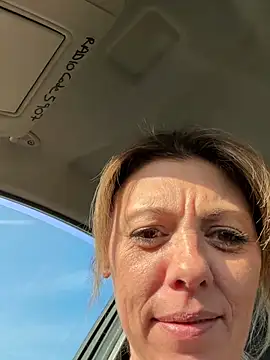 Snapshot of Sexy_September chatting on 03-08-25, 03:45 Sexy September online show from 03-08-25, 03:45