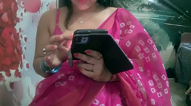 Snapshot of LOVERIAKOL chatting on 03-07-25, 10:43 LOVERIAKOL online show from 03-07-25, 10:43