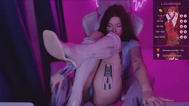 Snapshot of Elsie_Ginger chatting on 12-07-24, 12:46 Elsie Ginger online show from 12-07-24, 12:46