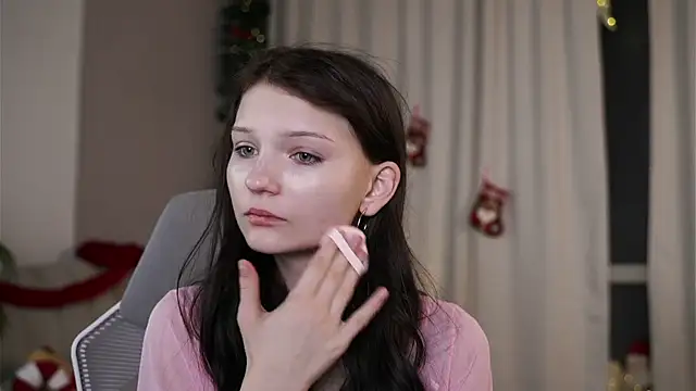 CindyGarrison online show from 12-15-25, 12:16