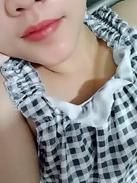 Snapshot of Sexyass13 chatting on 10-08-25, 05:57 Sexyass13 online show from 10-08-25, 05:57