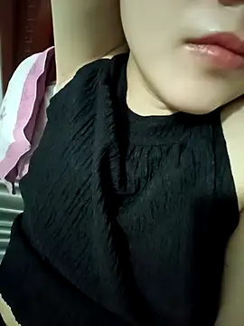 Snapshot of Sexyass13 chatting on 09-14-25, 06:19 Sexyass13 online show from 09-14-25, 06:19