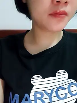 Snapshot of Sexyass13 chatting on 09-20-25, 12:26 Sexyass13 online show from 09-20-25, 12:26