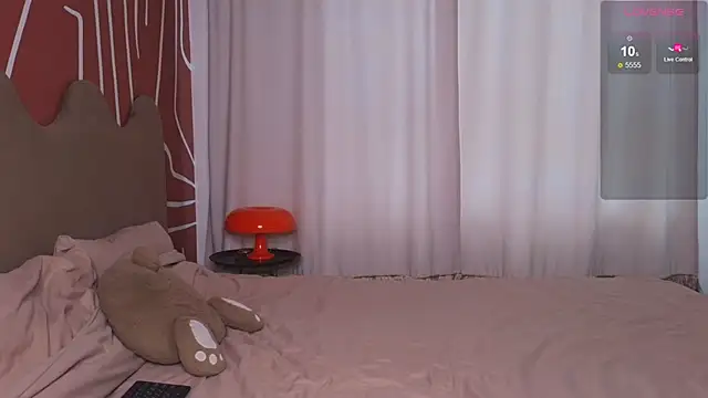 EvaCroan online show from 11-06-25, 09:13