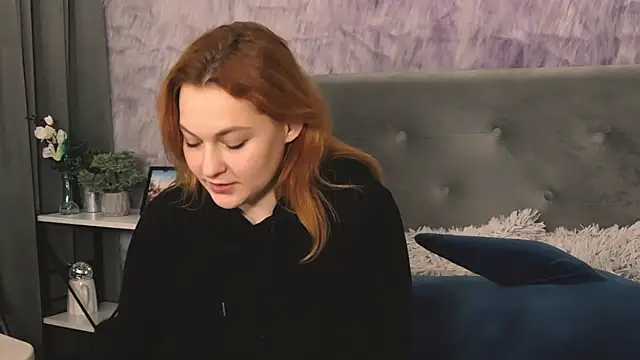DemiLeaf online show from 02-02-25, 06:09