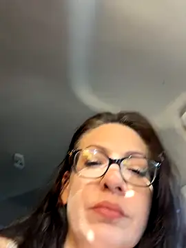 BeautifulMesss online show from 11-28-25, 03:56