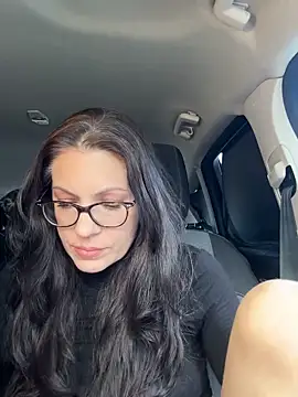 BeautifulMesss online show from 11-17-25, 04:11