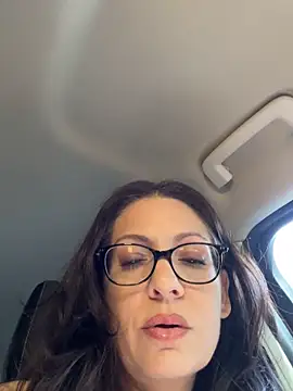 BeautifulMesss online show from 09-21-25, 03:17