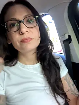 BeautifulMesss online show from 09-15-25, 04:07